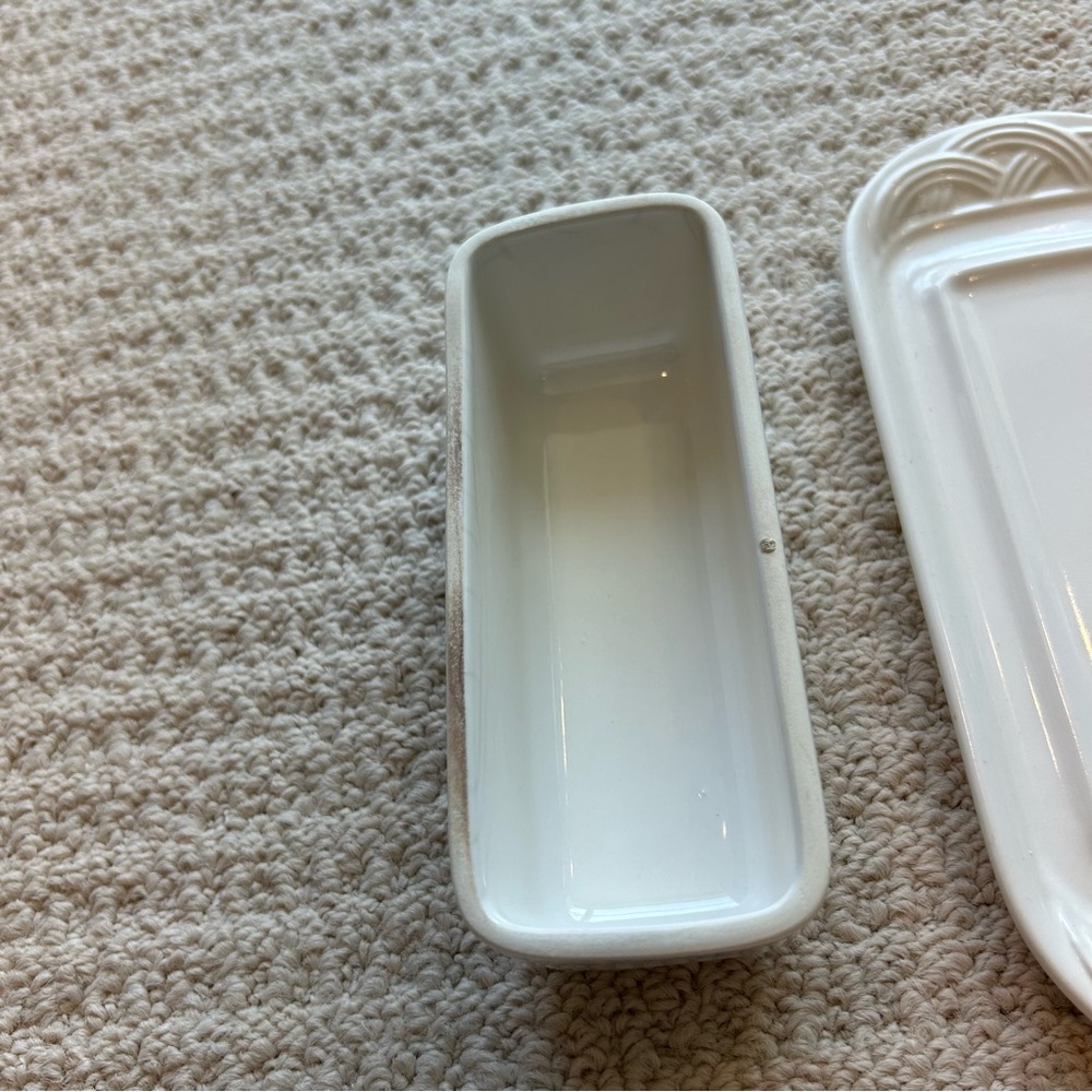 Pfaltzgraff Acadia White 1/4 lb Covered Butter Dish - Picture 6 of 16